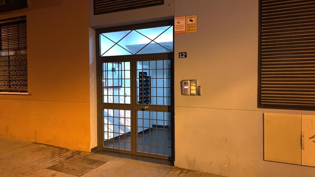 Blonski-Yellow Màlaga Exteriér fotografie